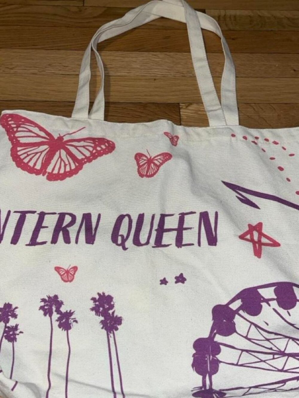Intern Queen Large Tote Bag *Brand NEW*